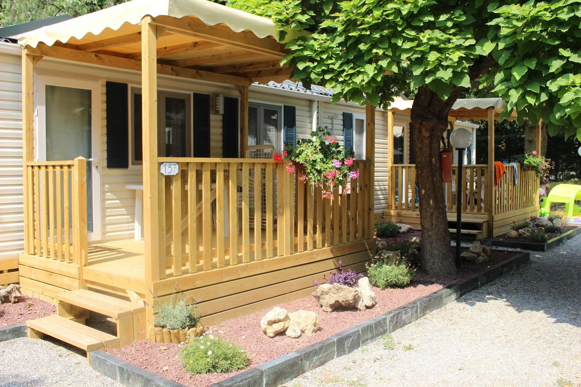 Camping Delfino Albenga Exterior foto
